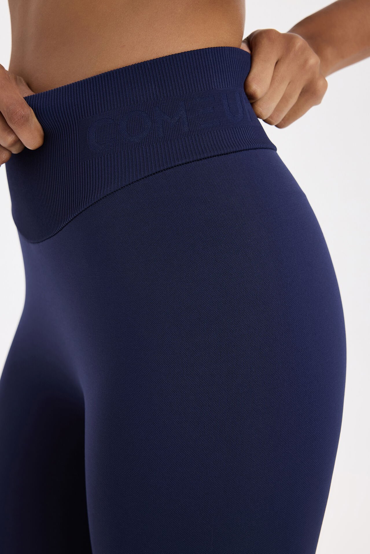 Oval Kemer Tasarımlı Toparlayıcı Tayt Oxford Blue