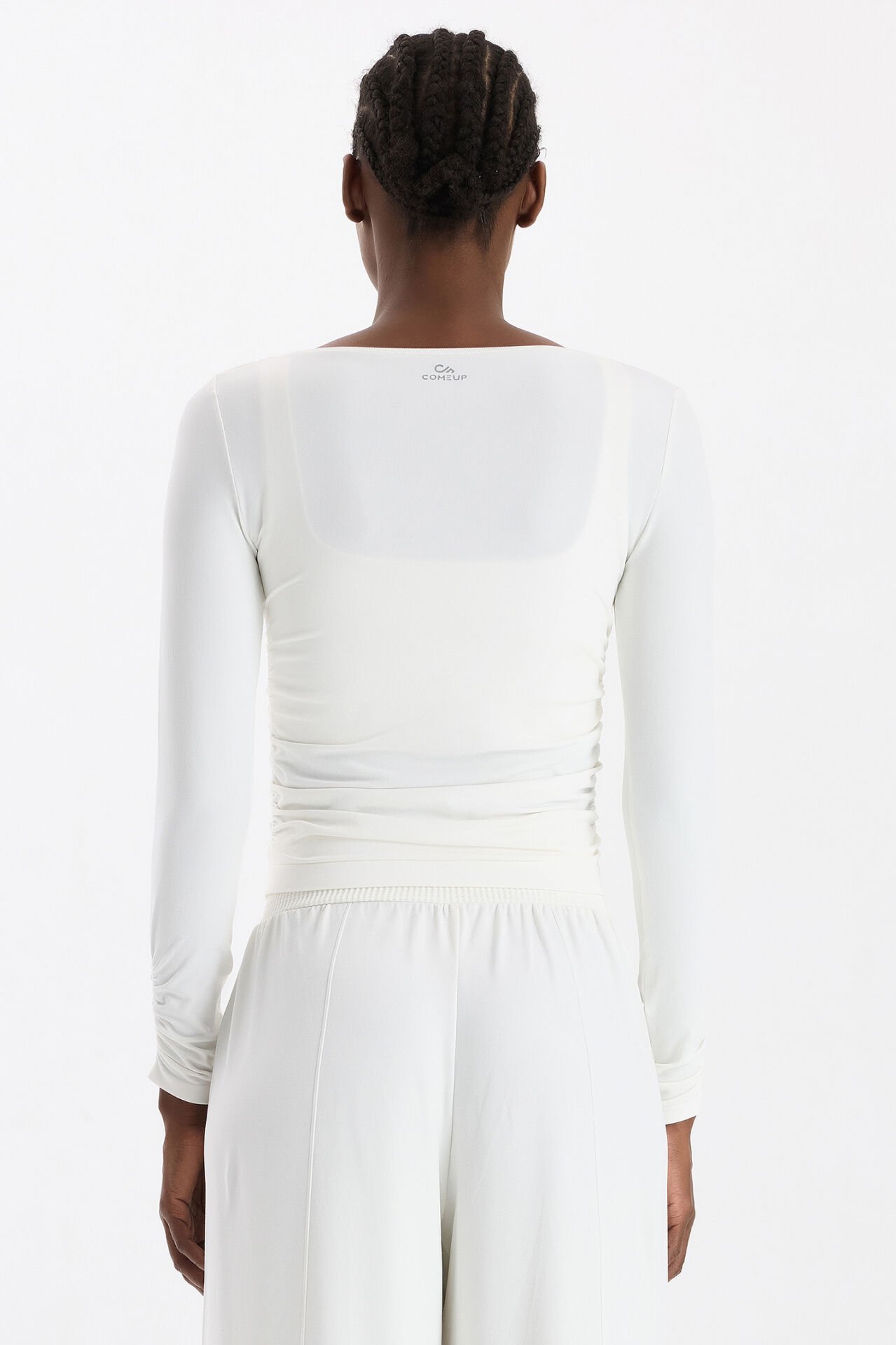 Kolları ve Yanları Büzgülü Uzun Kollu Spor Üst Kırık Beyaz