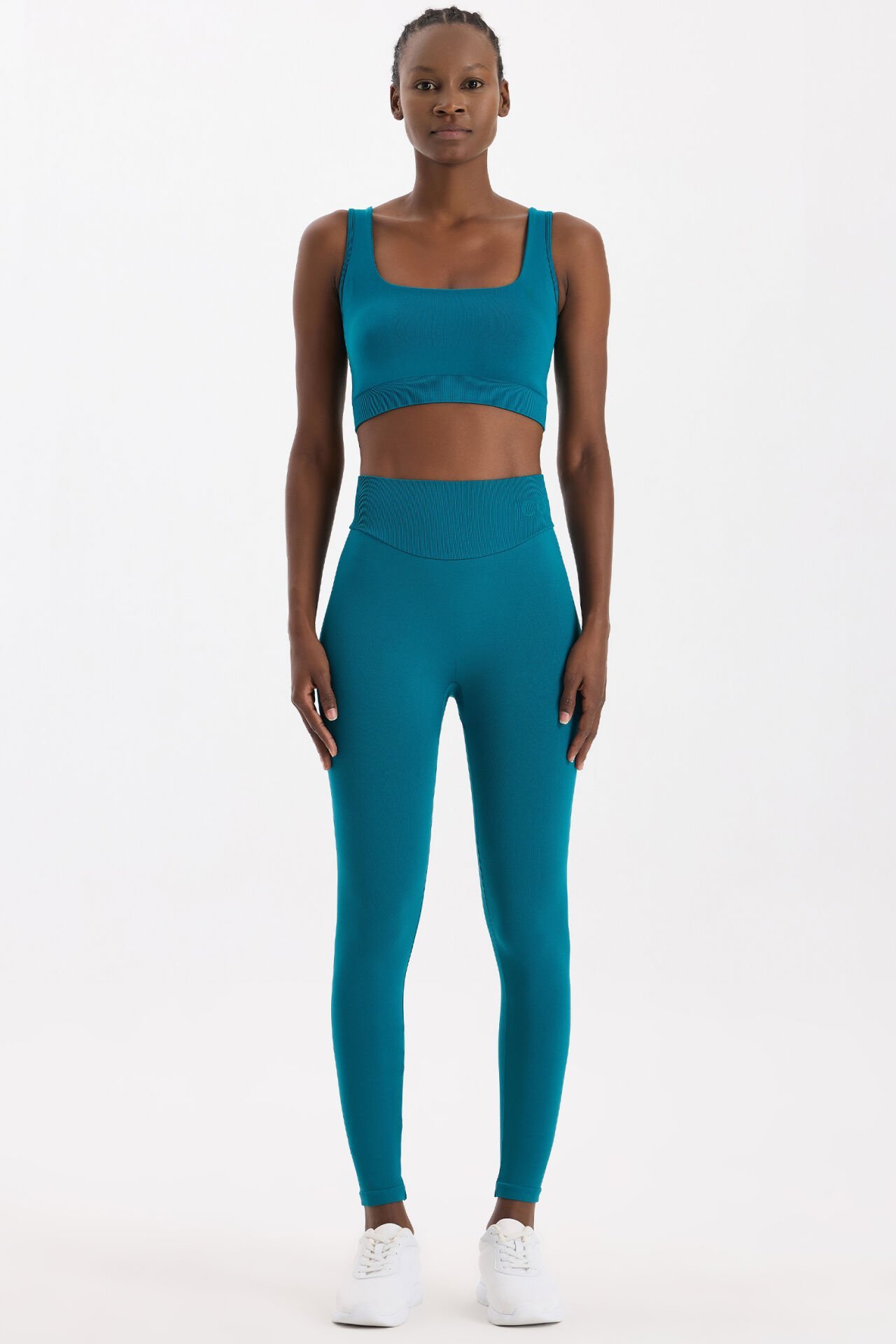 Oval Kemer Tasarımlı Toparlayıcı Tayt Milenyum Yeşili