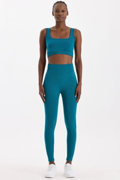 Oval Kemer Tasarımlı Toparlayıcı Tayt Milenyum Yeşili