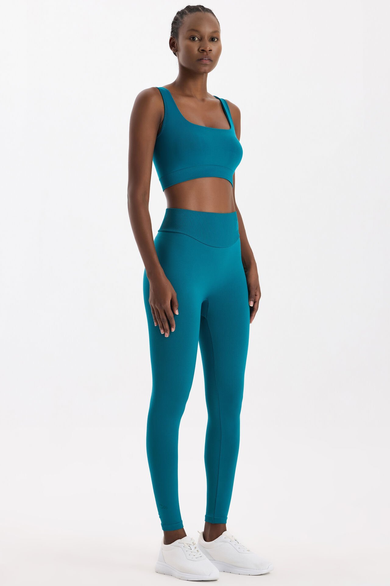 Oval Kemer Tasarımlı Toparlayıcı Tayt Milenyum Yeşili