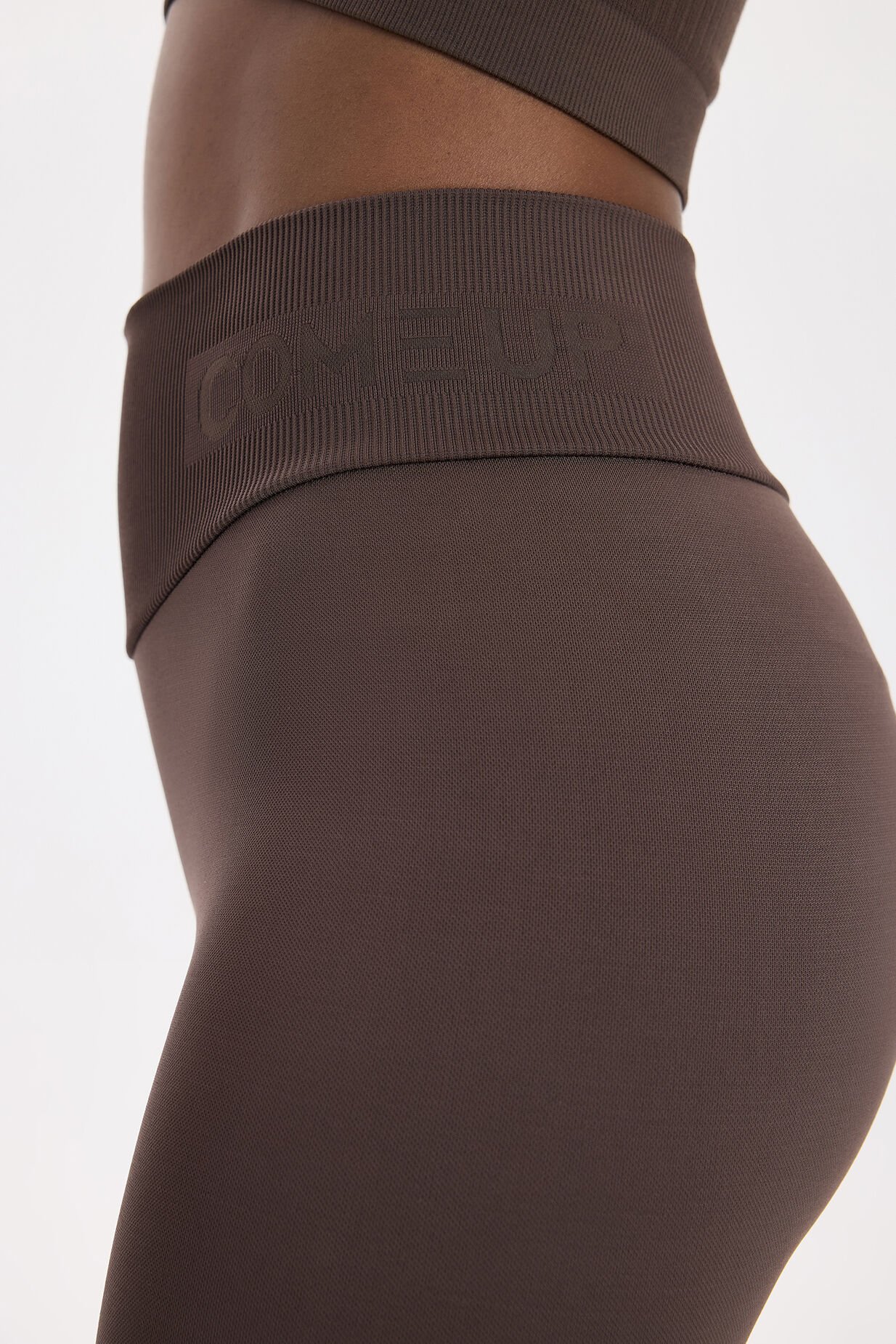 Oval Kemer Tasarımlı Toparlayıcı Tayt Kakao Dansı