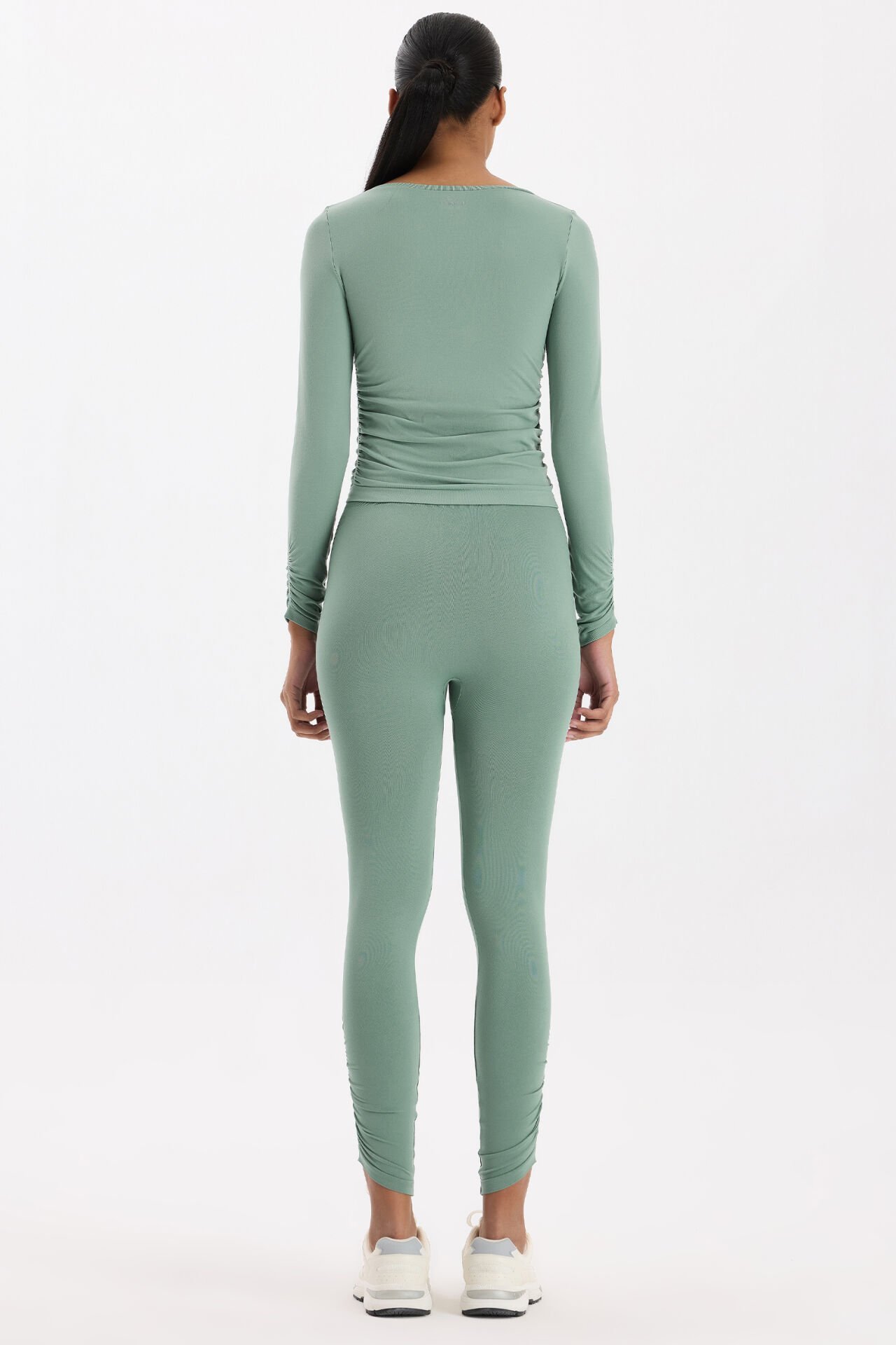 Paçası Büzgülü Spor Tayt Deniz Köpüğü