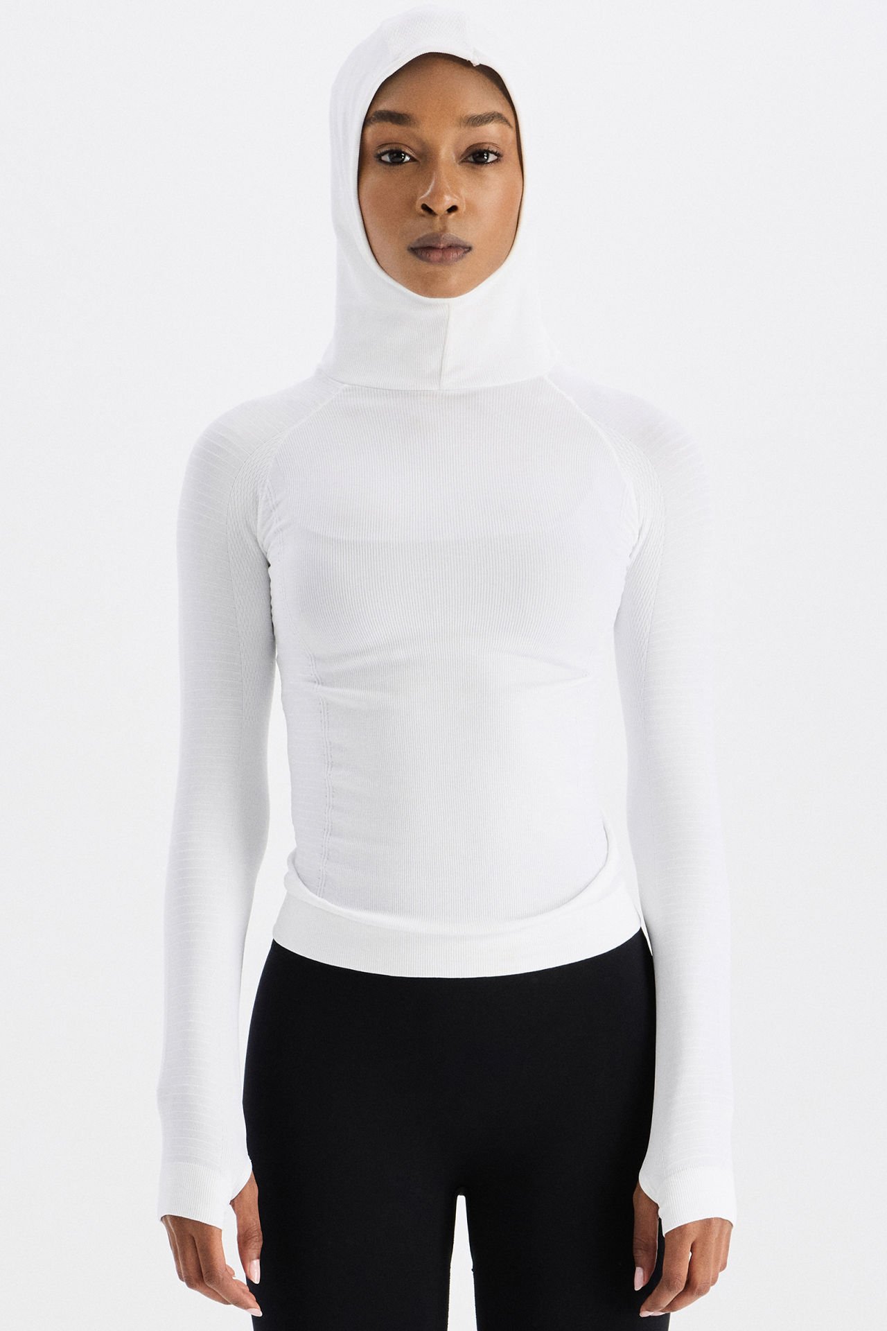 Uzun Kollu Kapüşonlu Sweatshirt Beyaz