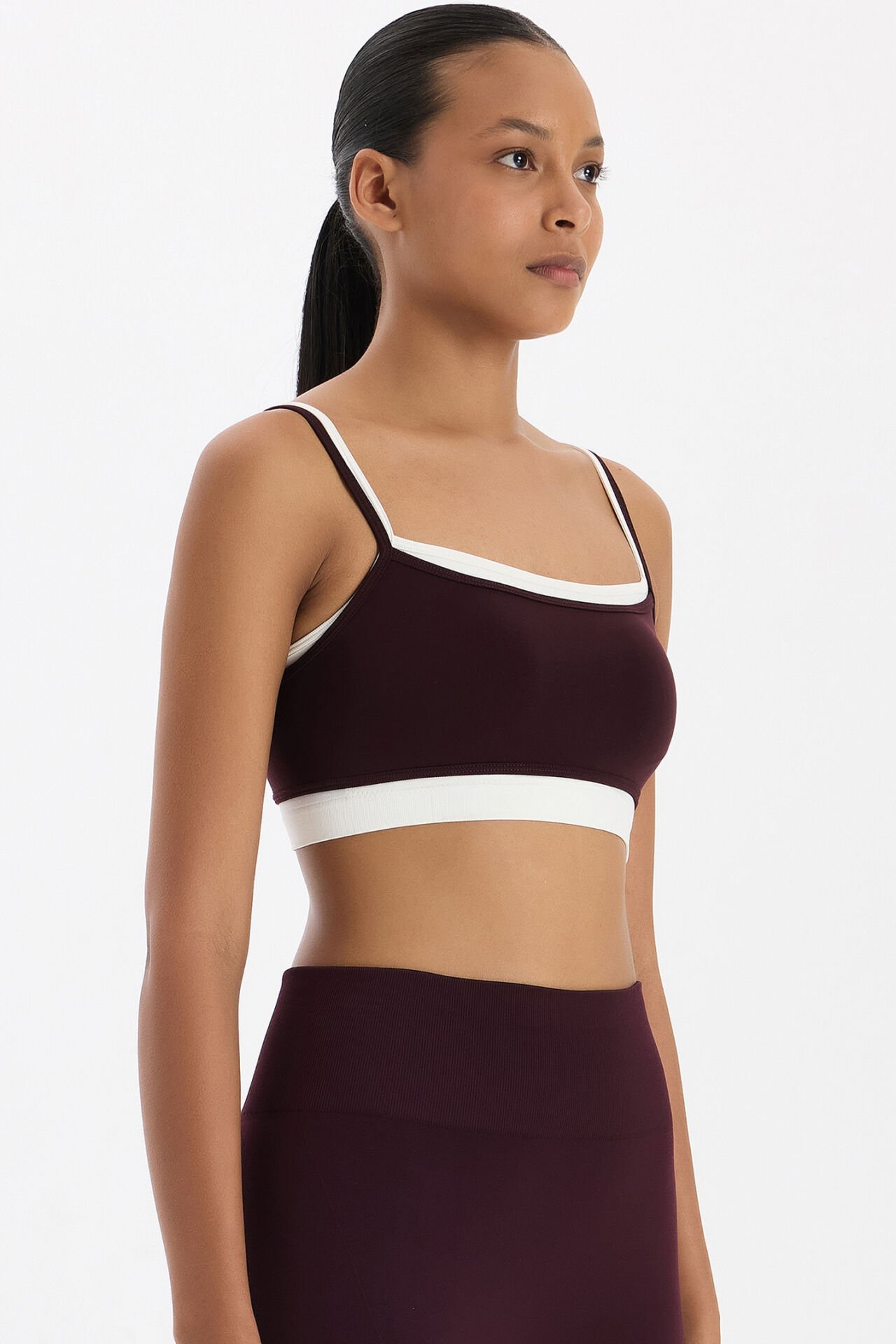 Üst Üste Geçmeli Pedli Spor Bra Burgundy/Kırık Beyaz