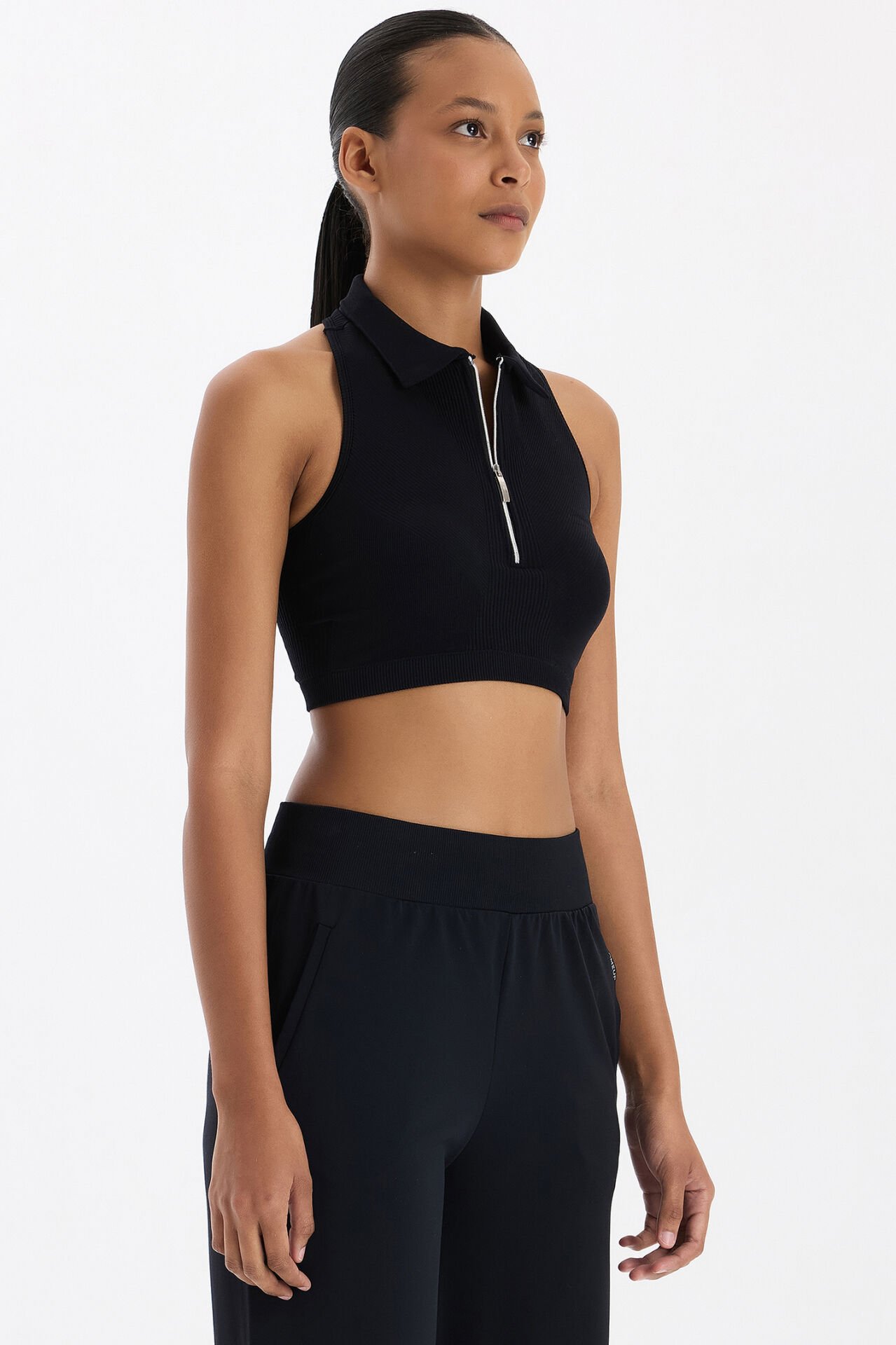 Fermuarlı Pedli Polo Yaka Crop Top Siyah