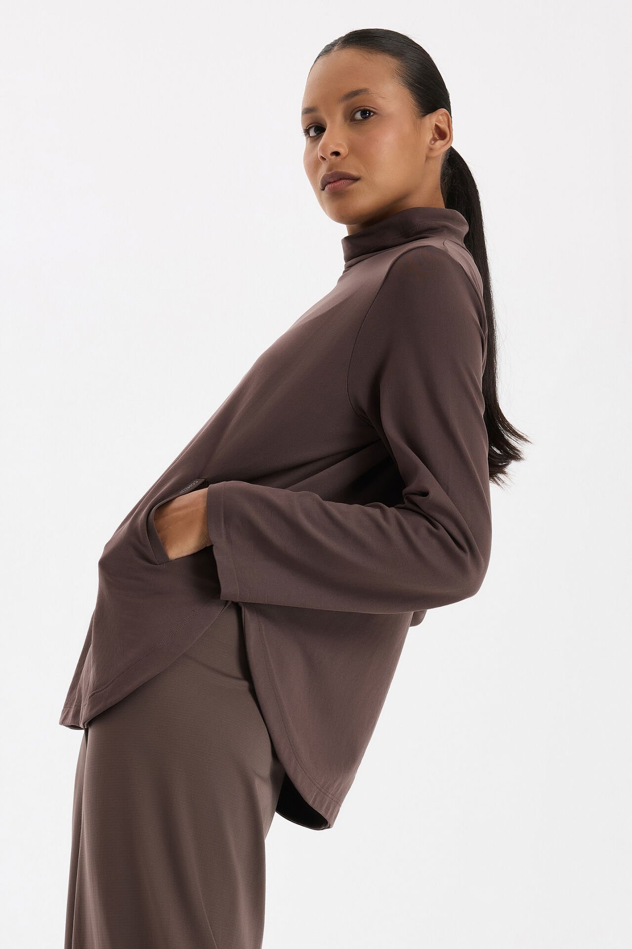 Yüksek Yaka Cepli Uzun Kollu Hafif Sweatshirt Kakao Dansı