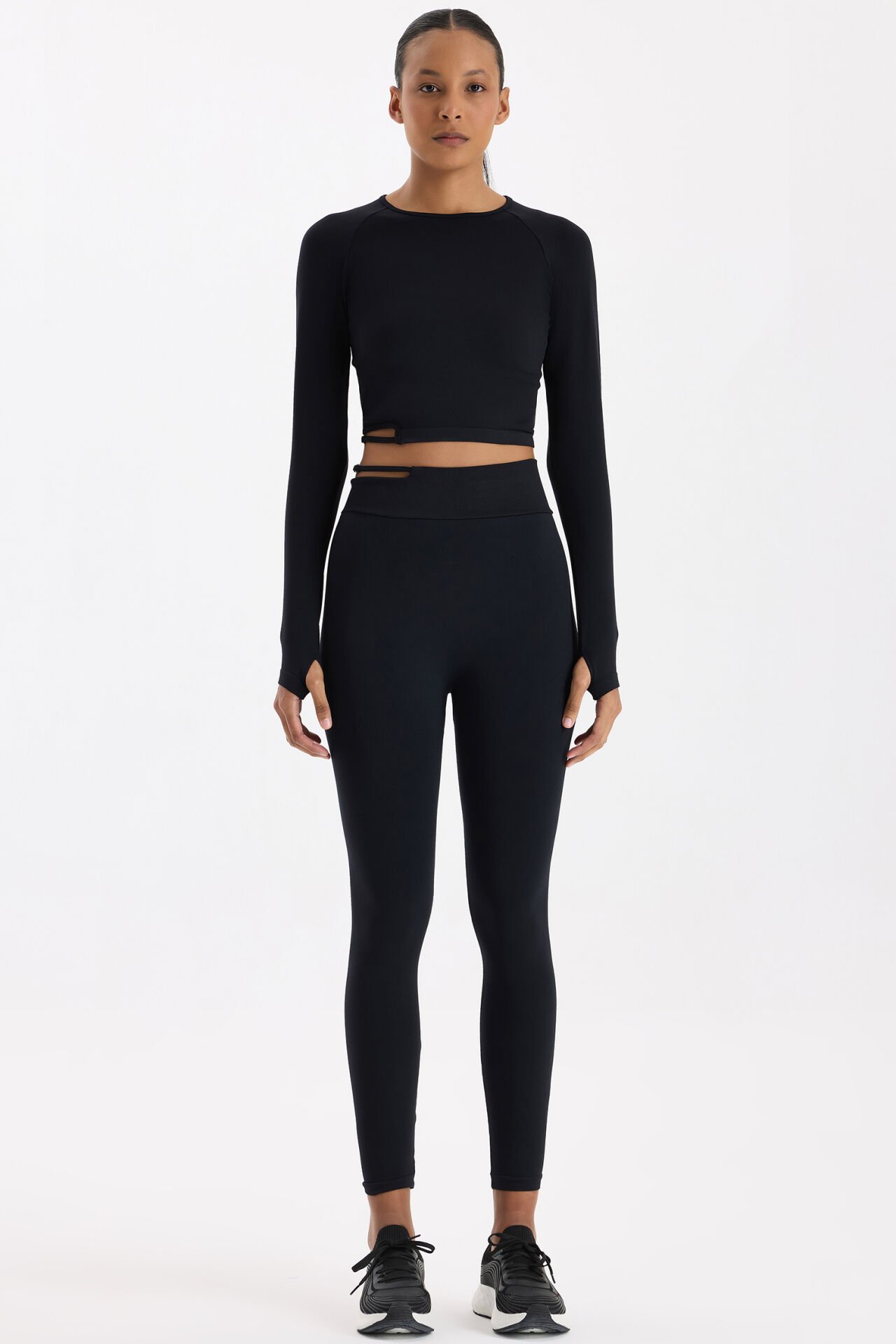 Tokalı Beli Pencereli Spor Tayt Siyah