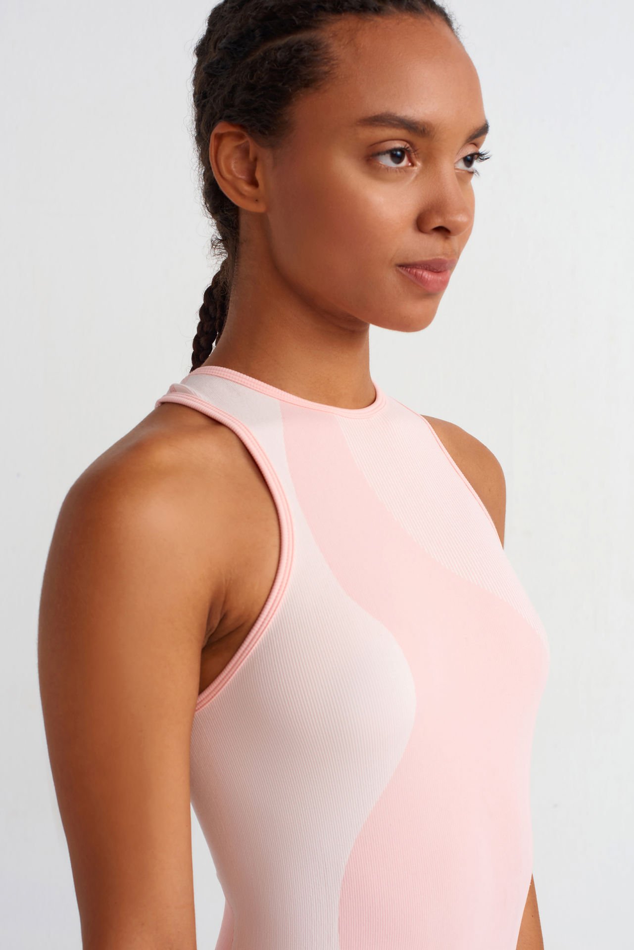 İnce Fitilli Alttan Çıtçıtlı Spor Body İngiliz Pembe