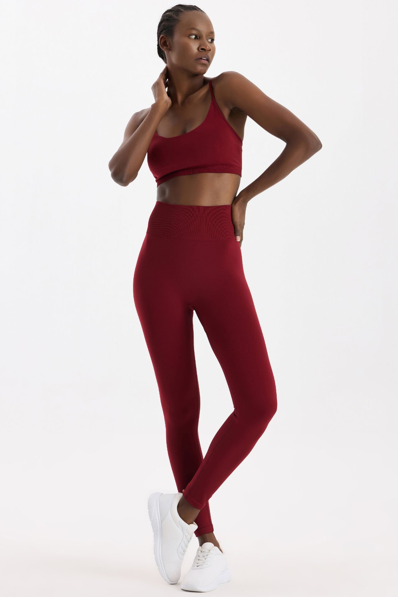 Ayar Askılı Pedli Sporcu Sütyeni Scarlet Kırmızısı