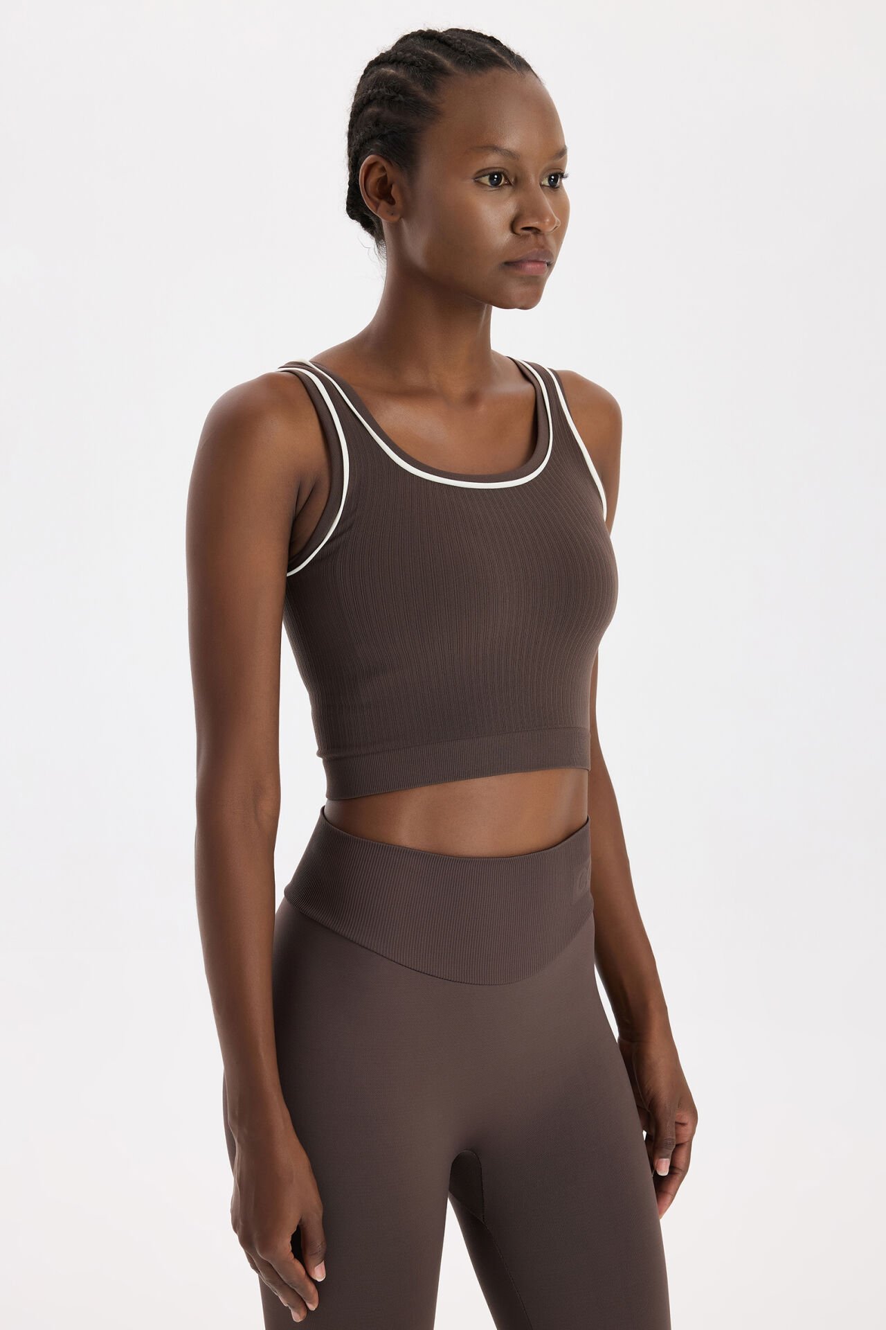 Kontrast Biyeli Fitilli Atlet Kakao Dansı