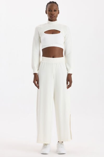 Dikişsiz Yırtmaçlı Pantolon Kırık Beyaz