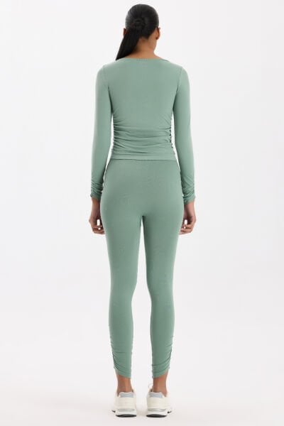 Paçası Büzgülü Spor Tayt Deniz Köpüğü