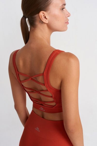 Balıksırtı Desenli Çapraz İpli Sporcu Sütyeni Terracota