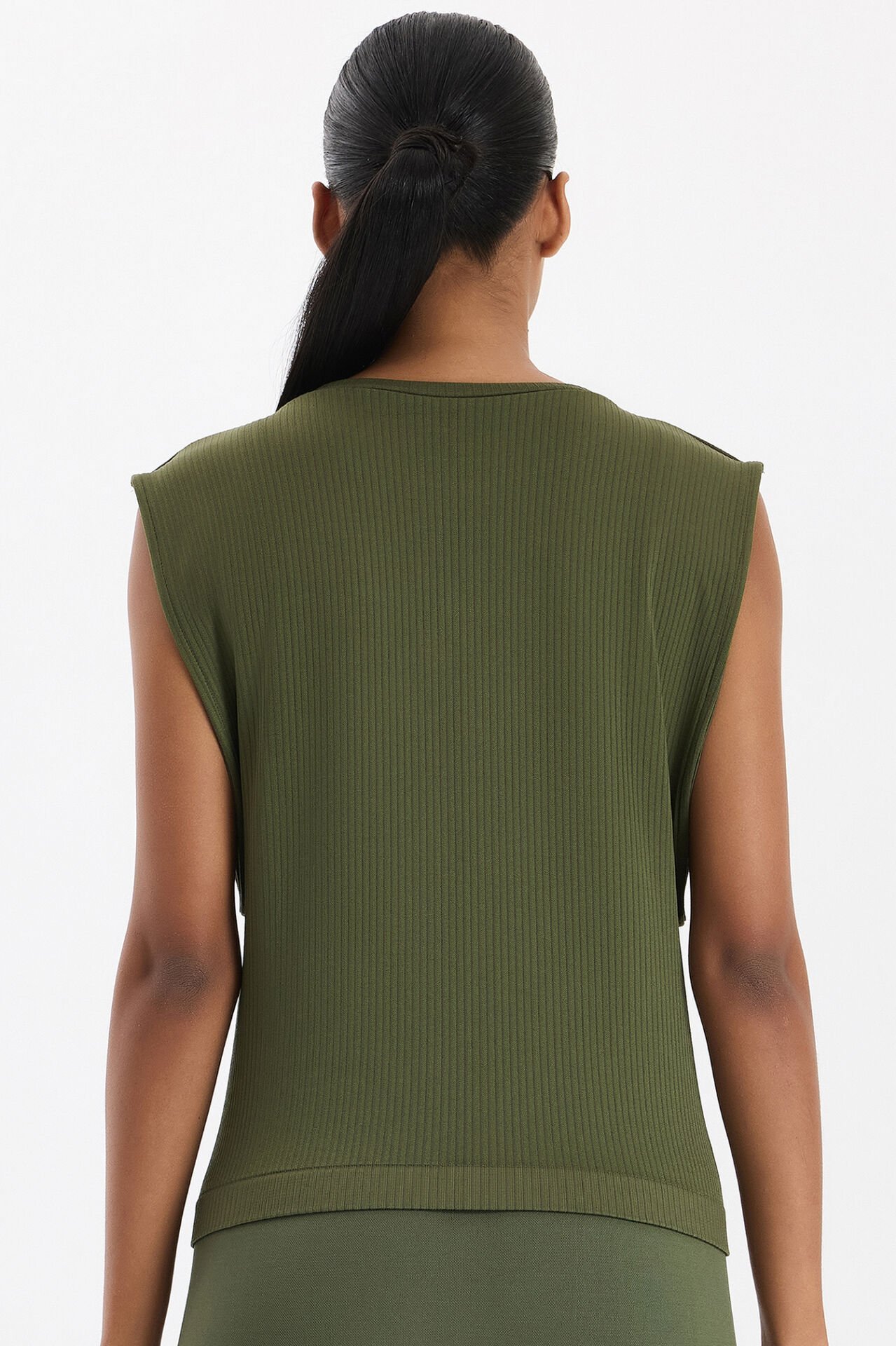 Fitilli Kolsuz Tişört Koyu Yaprak Yeşili