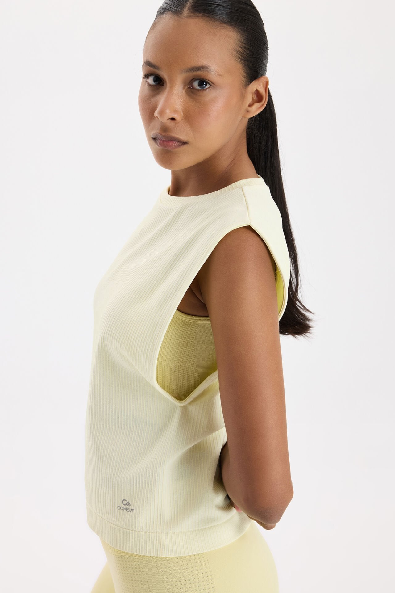 Fitilli Kolsuz Tişört Açık Sarı