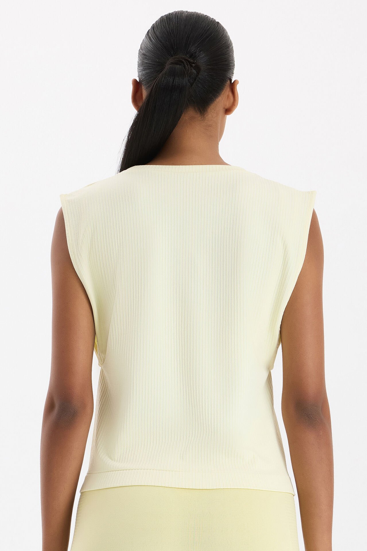 Fitilli Kolsuz Tişört Açık Sarı