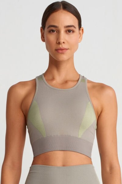 Halter Yaka Grafik Desenli Sporcu Sütyeni Mahlep Tozu Yeşil