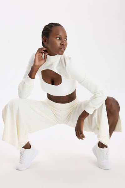 3 boyutlu Örgü Dokulu Bolero Kırık Beyaz