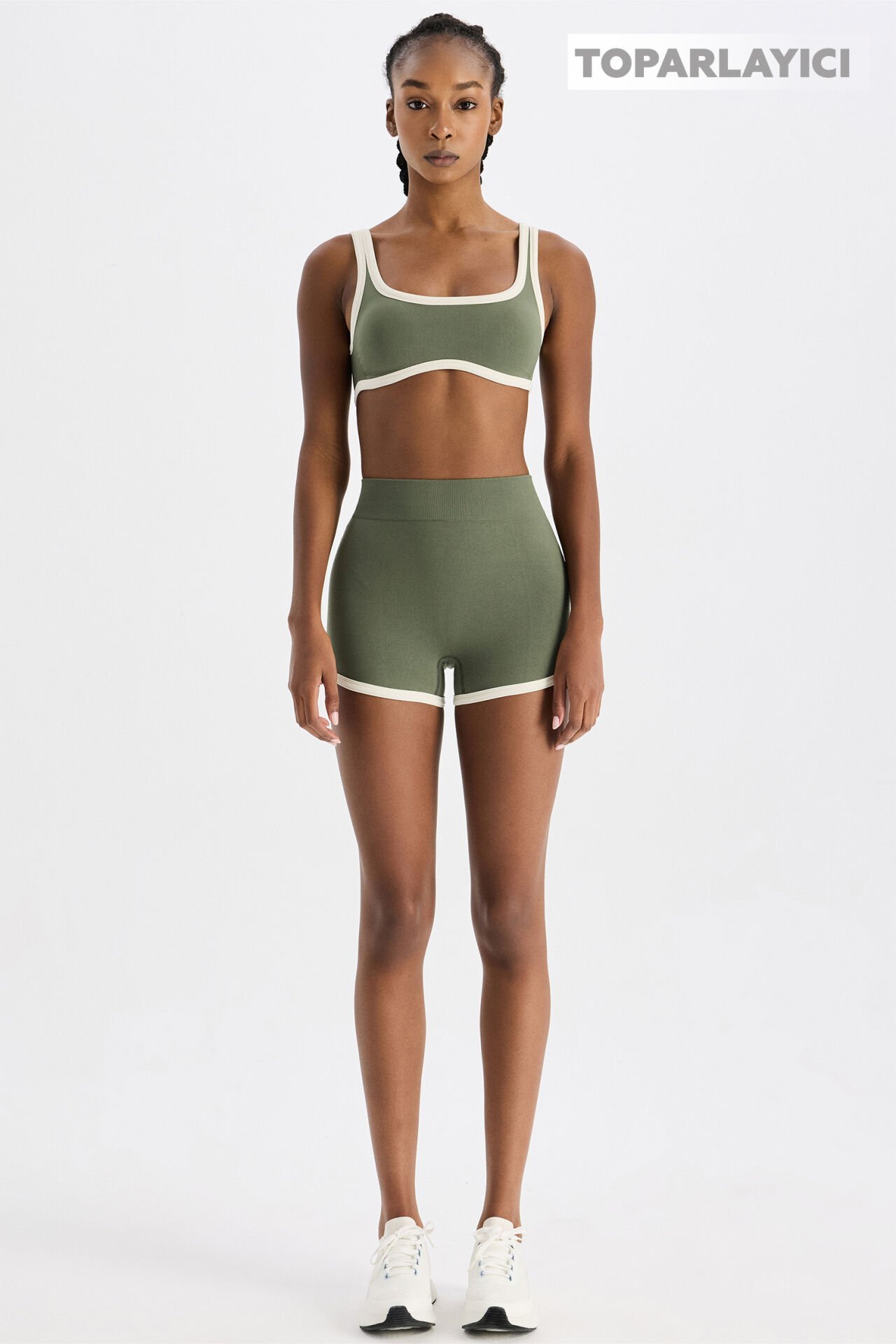 Biye Detaylı Toparlayıcı Şort İguana