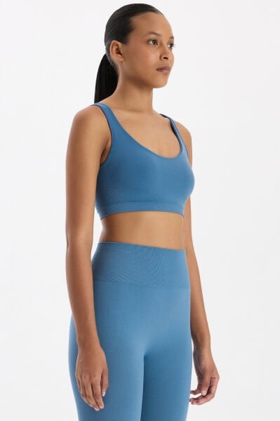 Sırtı Askı Detaylı Pedli Sporcu Sütyeni Kozmoz Mavi