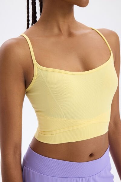 Çift Katlı Görünen İnce Askılı Crop Top Güneş Sarısı