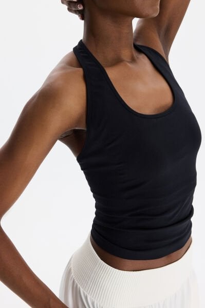 Halter Yaka Göğüs Pedli Crop Atlet Siyah