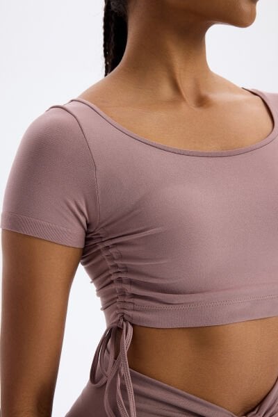 Bağcıklı Yanlardan Büzgülü Crop Top Mocha