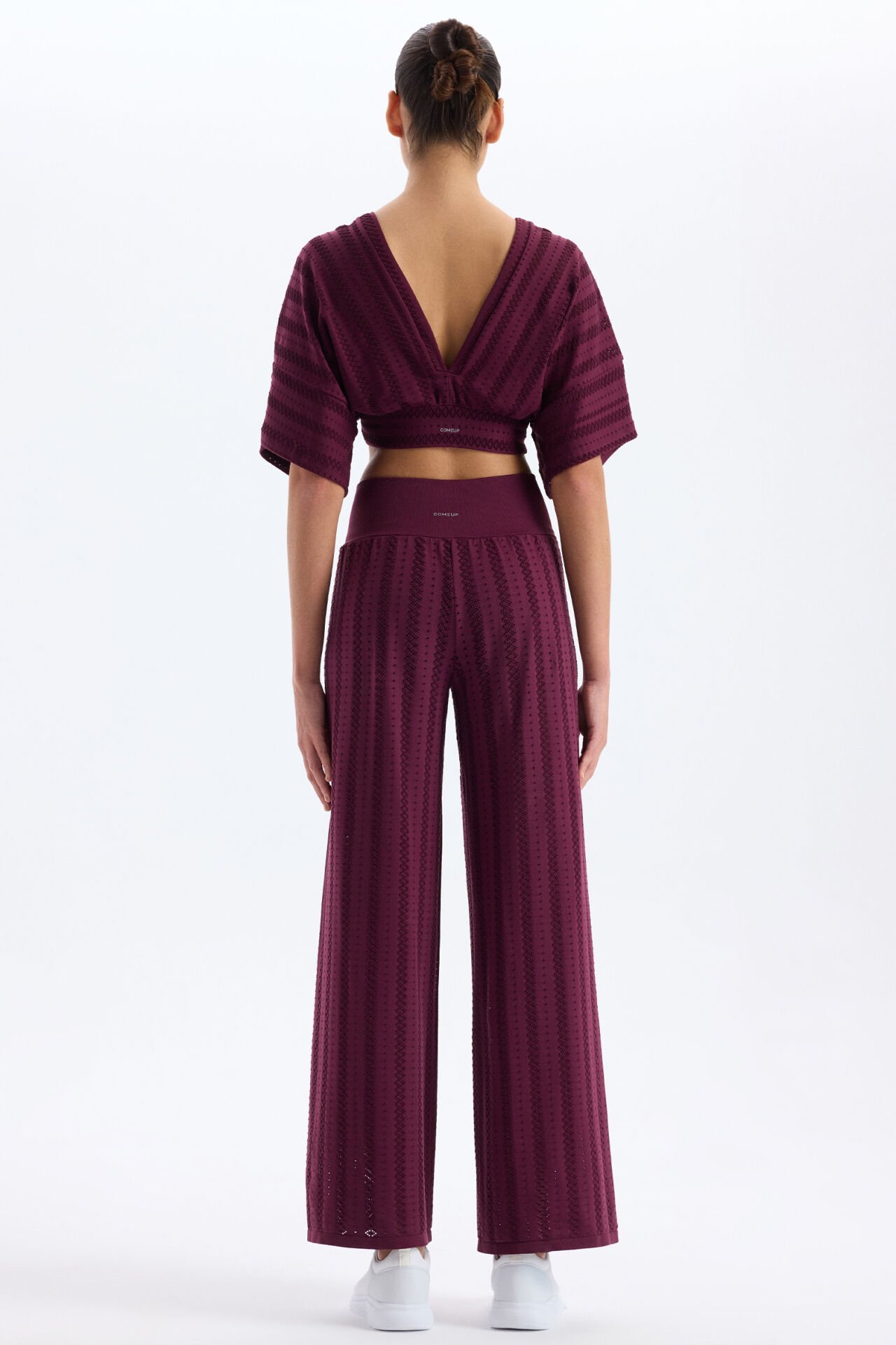 Jakarlı Delik Desenli Şortlu Pantolon Mürdüm