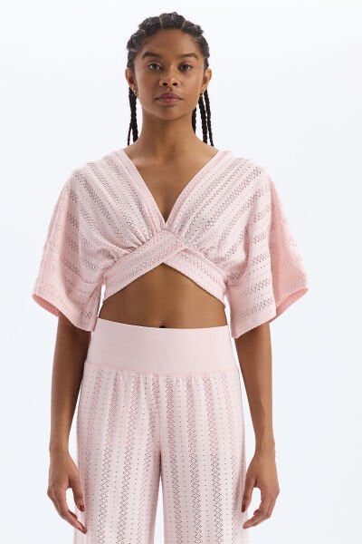 Jakarlı Delik Desenli Yarasa Kol Crop Top Soft Pudra