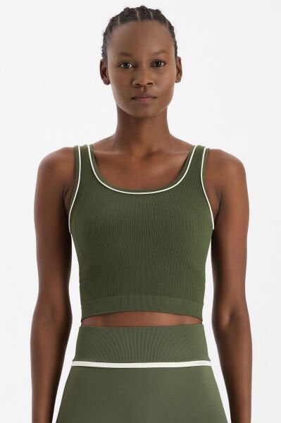 Kontrast Biyeli Fitilli Atlet Koyu Yaprak Yeşili