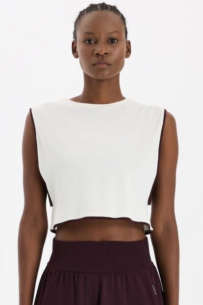 Kontrast Biyeli Sıfır Kol Crop Top Kırık Beyaz